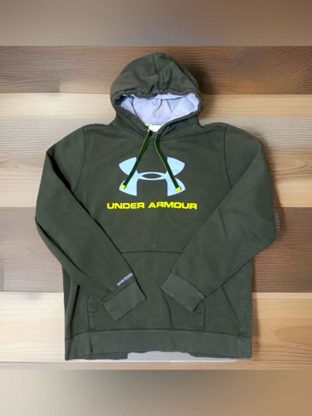 Under Armour  Logo Hoodie Size L Color: Green